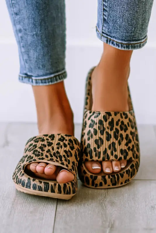 Leopard print thick sole slip on slippers