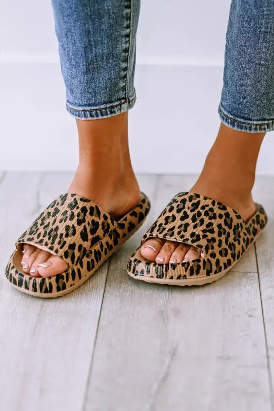 Leopard print thick sole slip on slippers