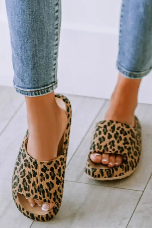 Leopard print thick sole slip on slippers