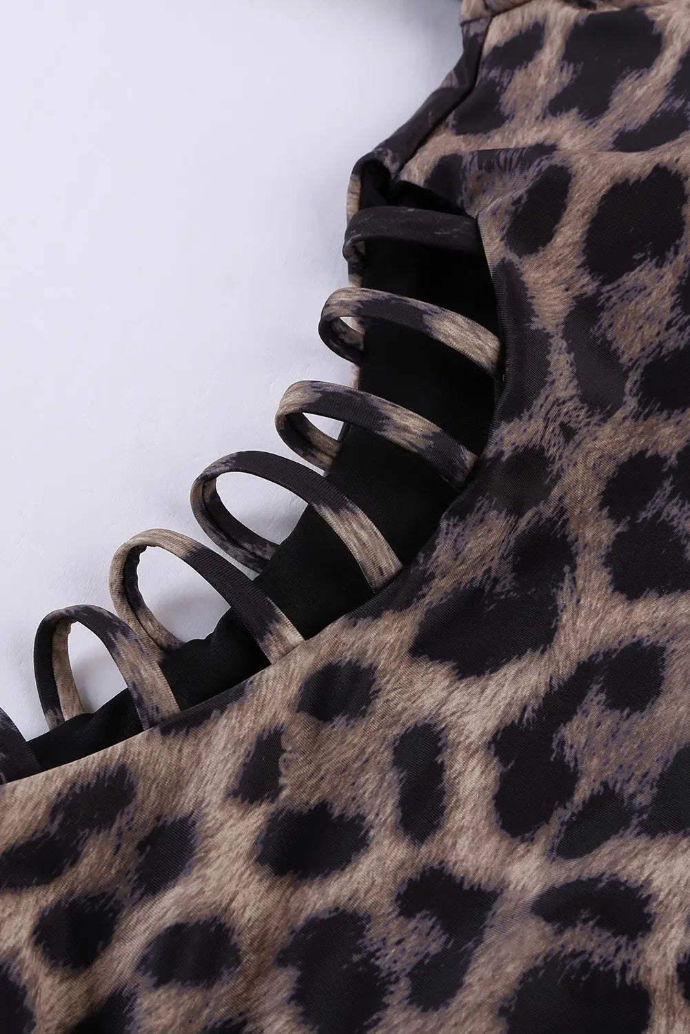 Leopard print zipper cut-out rash guard swimsuit - guards
