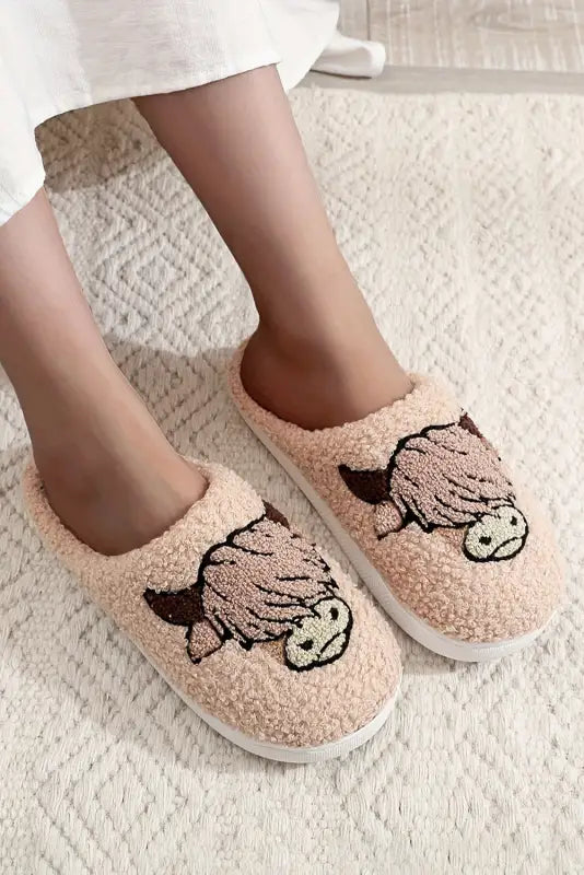 Light pink moon & clock pattern fuzzy home slippers