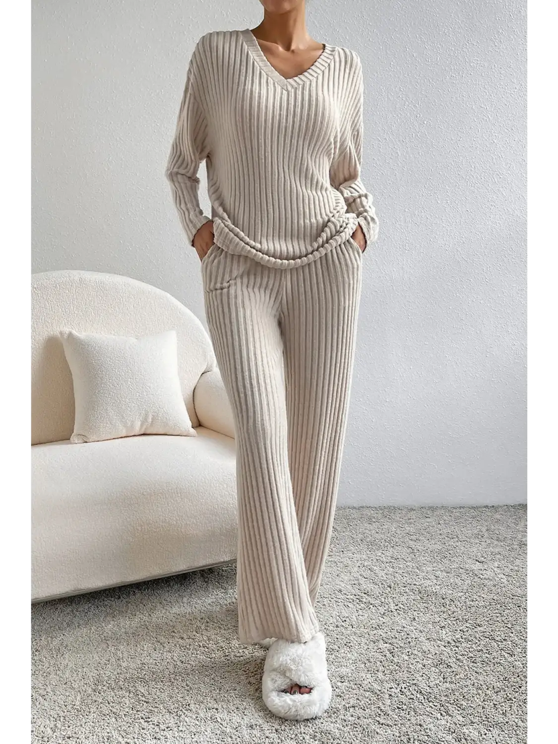 Light pink ribbed knit v neck slouchy two-piece outfit - pants sets