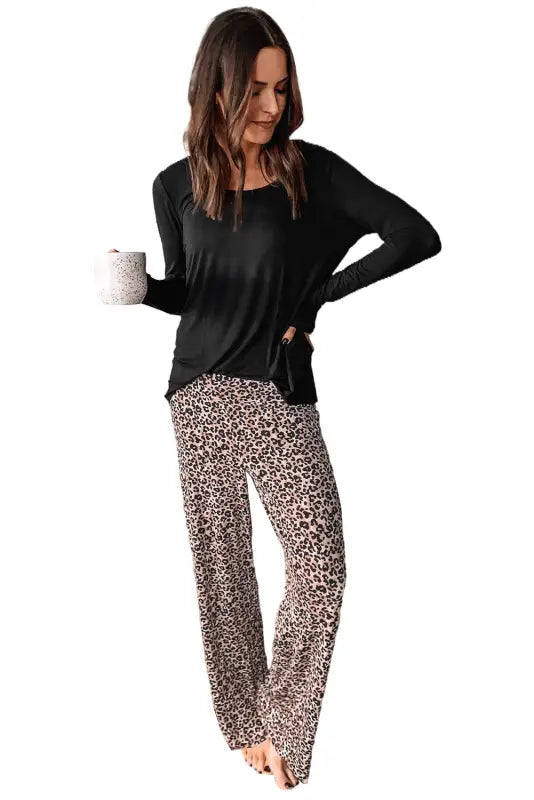 Long sleeve top and leopard print pants lounge set - loungewear