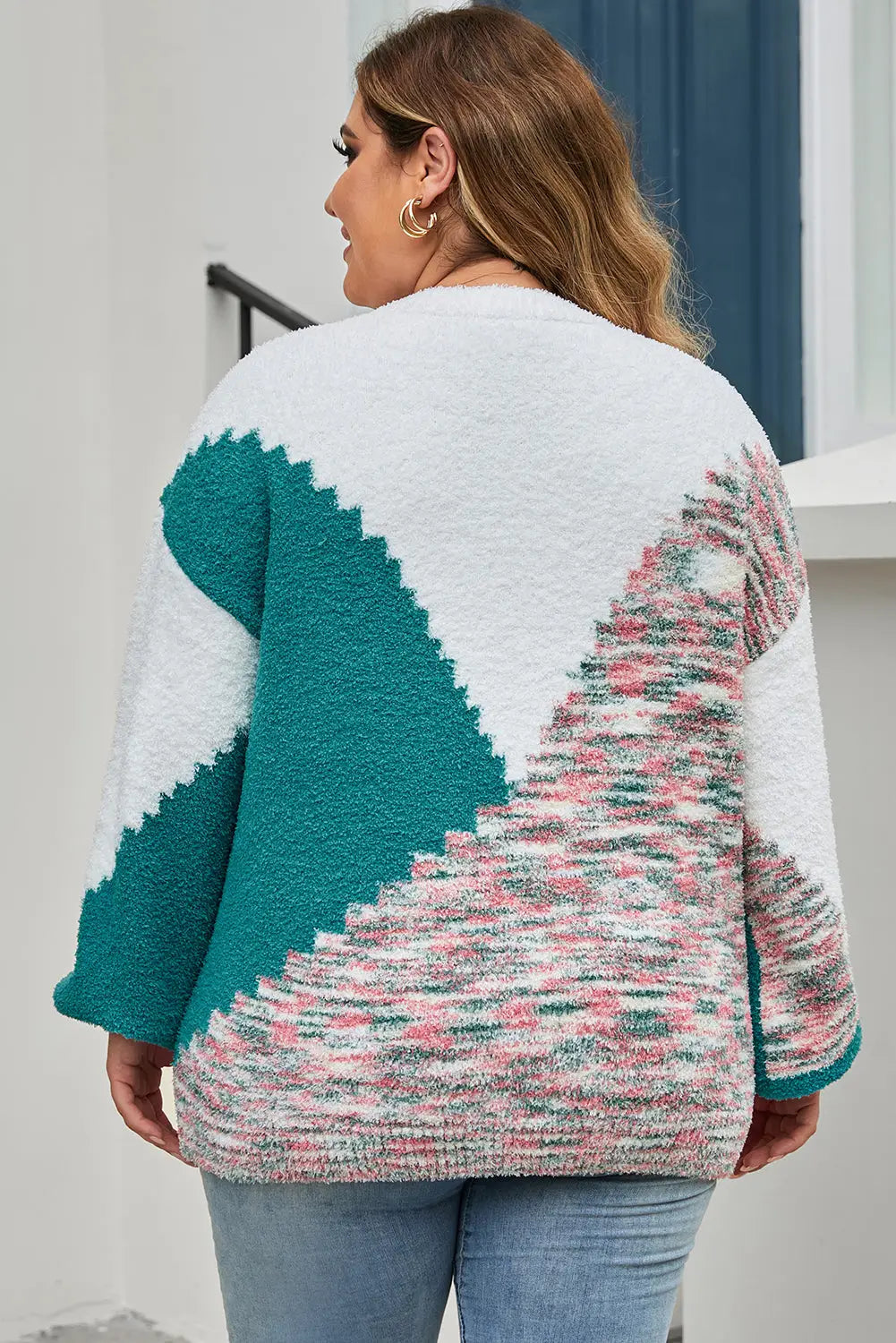 Multicolor scalloped color block plus size sweater