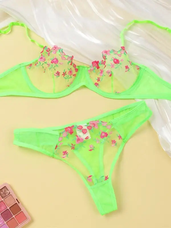 Flower power 2 piece lingerie set - mesh - pale green / s - sets