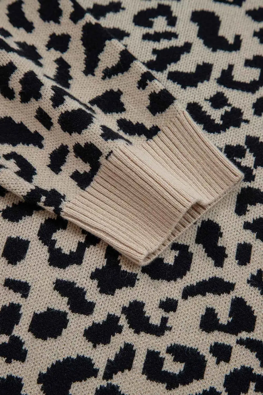 Oversized chunky knit leopard cardigan | women’s autumn layer