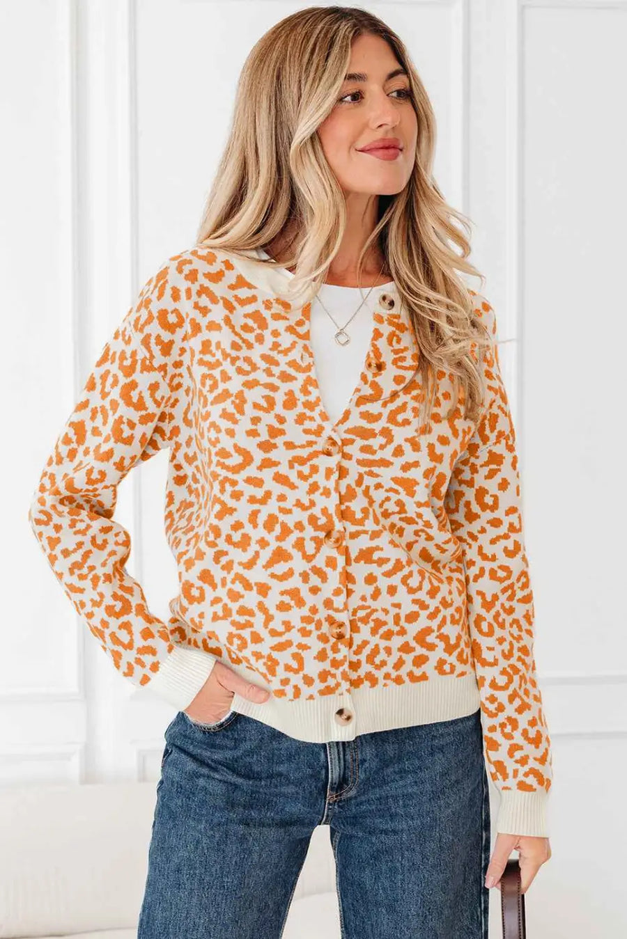 Oversized chunky knit leopard cardigan | women’s autumn layer