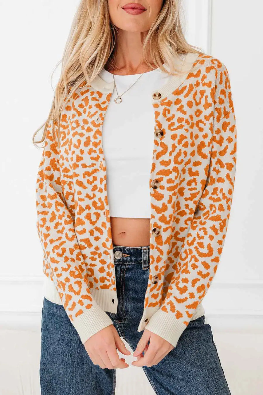 Oversized chunky knit leopard cardigan | women’s autumn layer