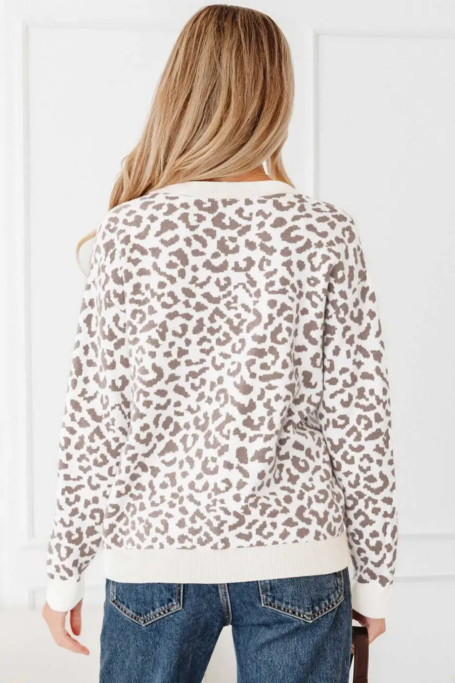 Oversized chunky knit leopard cardigan | women’s autumn layer