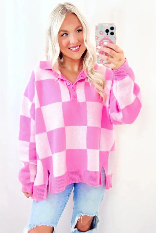 Oversized jumper - pink checkered half button collared