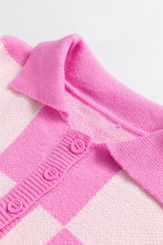 Oversized jumper - pink checkered half button collared