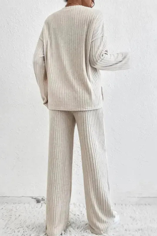 Parchment Plus Size Ribbed V Neck Pullover and Pants Set - Fashionfitz
