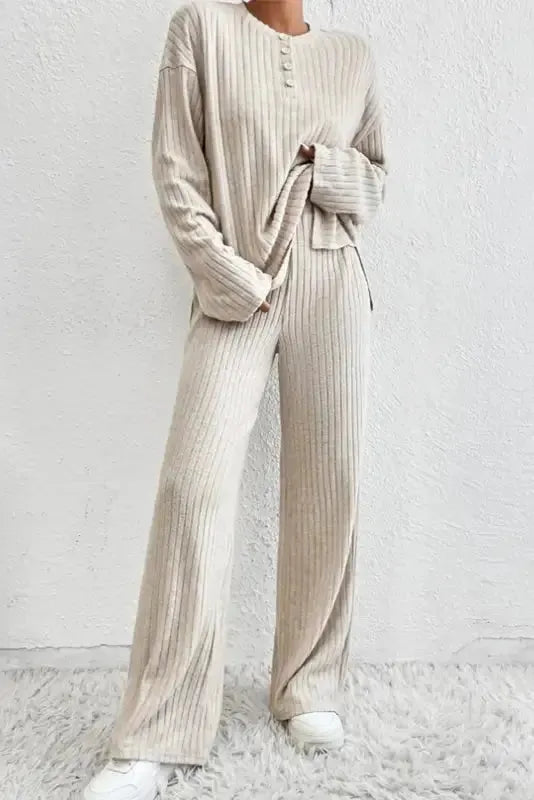 Parchment Plus Size Ribbed V Neck Pullover and Pants Set - Fashionfitz