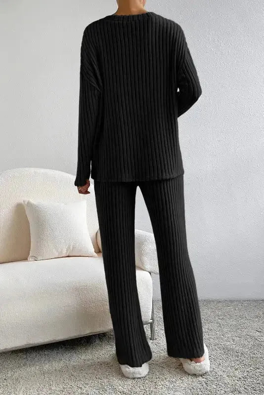 Parchment Plus Size Ribbed V Neck Pullover and Pants Set - Fashionfitz