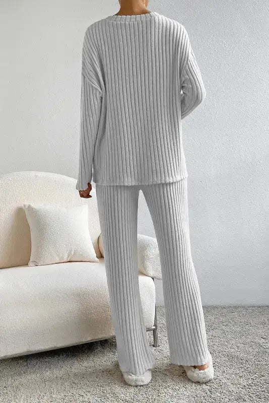 Parchment Plus Size Ribbed V Neck Pullover and Pants Set - Fashionfitz