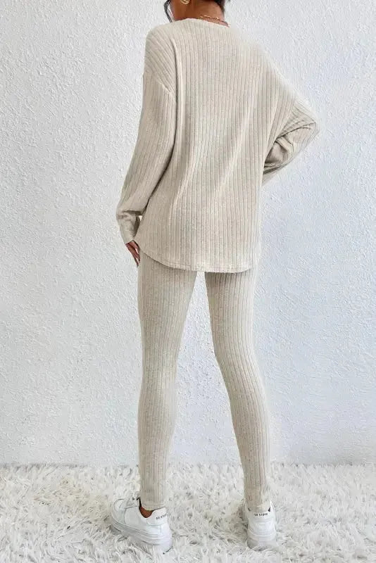 Parchment Plus Size Ribbed V Neck Pullover and Pants Set - Fashionfitz