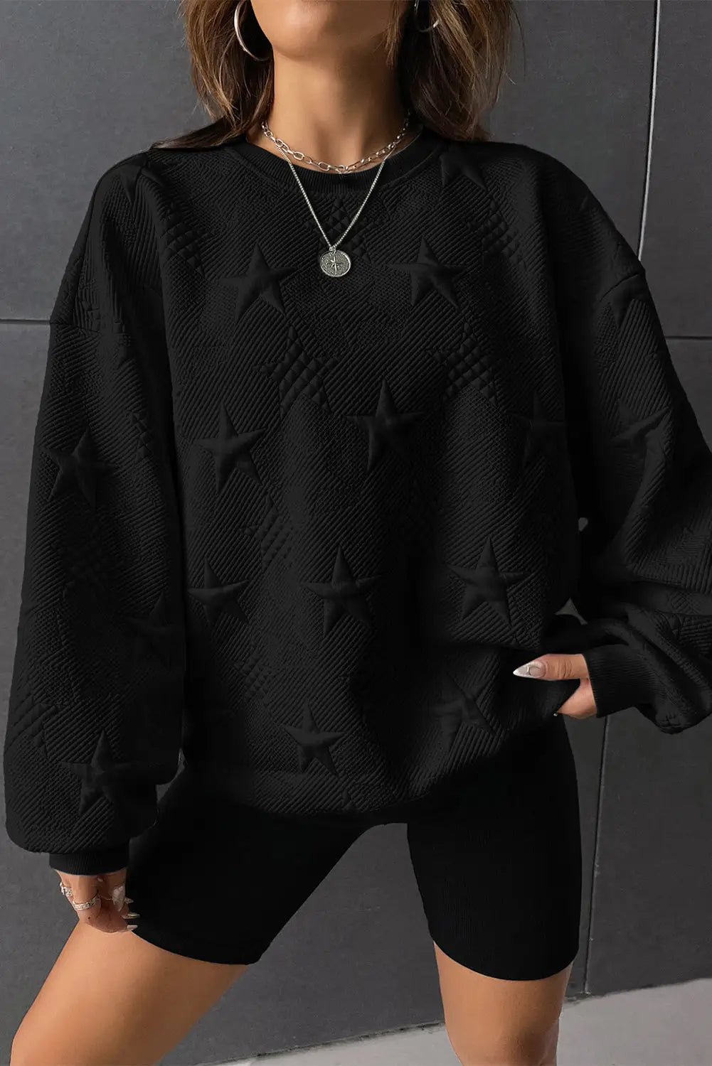 Peach blossom star embossed textured drop shoulder sweatshirt - black / l / 95% polyester + 5% elastane - sweatshirts &