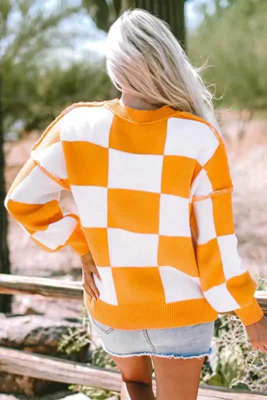 Pink checkered bishop sleeve sweater | fashionfitz