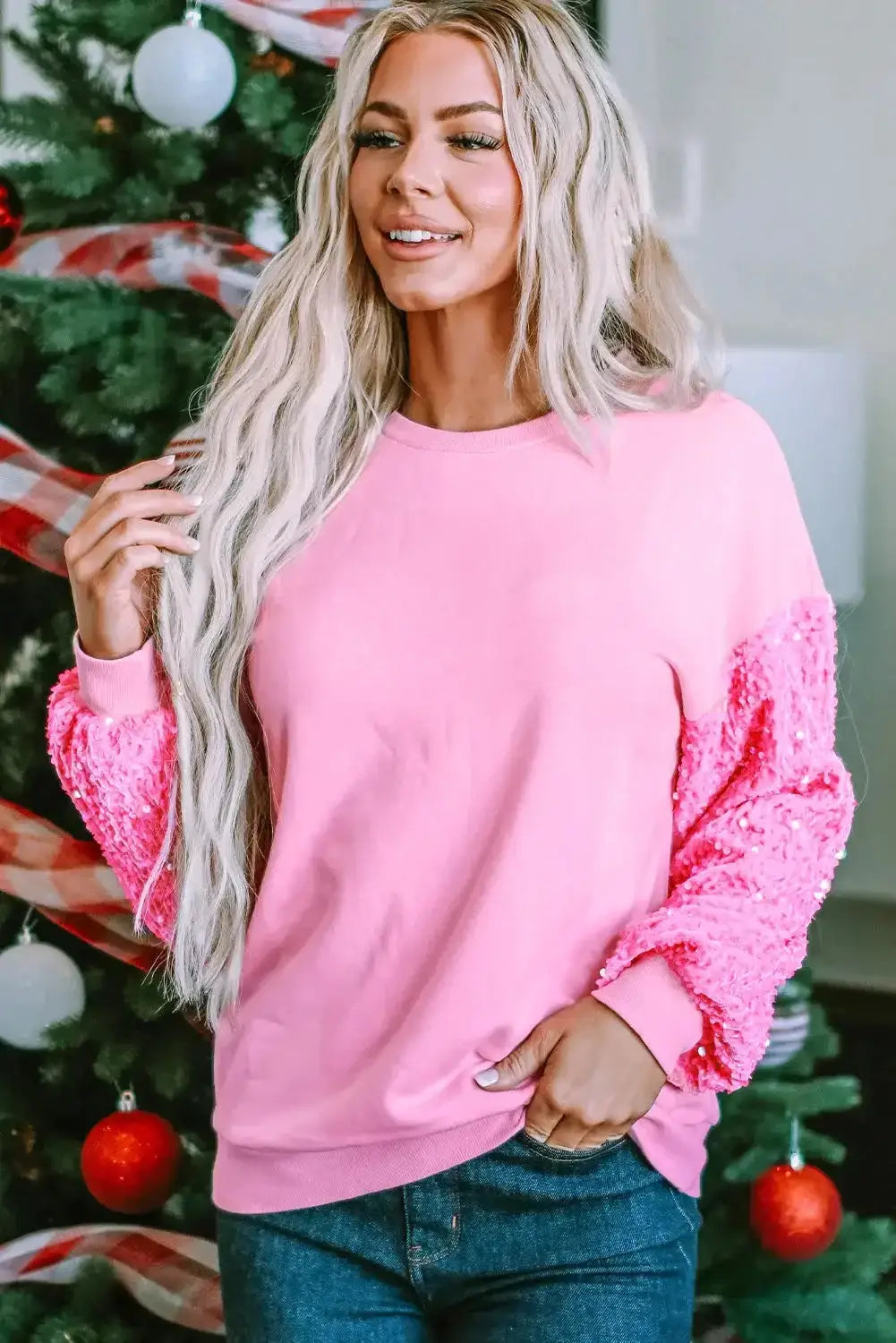 Pink double heart patch sequined sleeves plus size sweatshirt - l / 65% polyester + 35% cotton - graphic