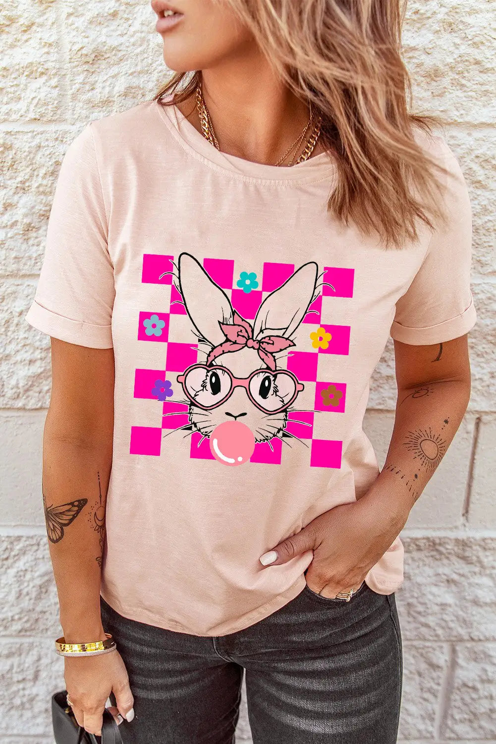 Pink easter rabbit checkered flower print o-neck t shirt - s / 62% polyester + 32% cotton + 6% elastane - graphic