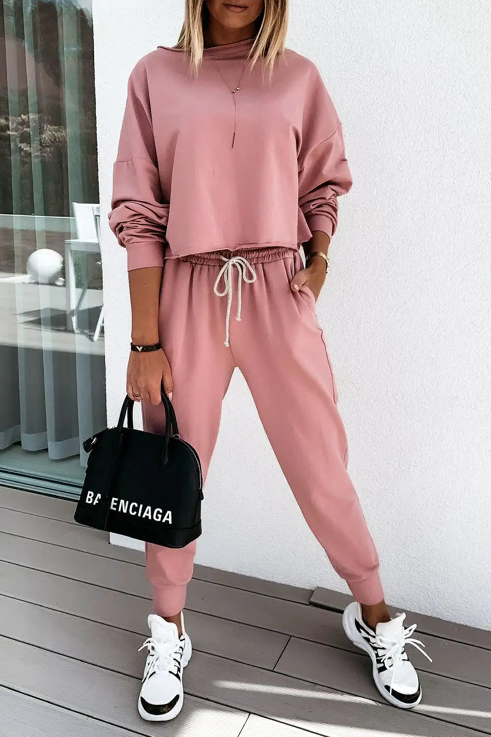 Pink solid sport boxy fit pullover & pants outfit - s / 85% polyester + 10% cotton + 5% elastane - loungewear
