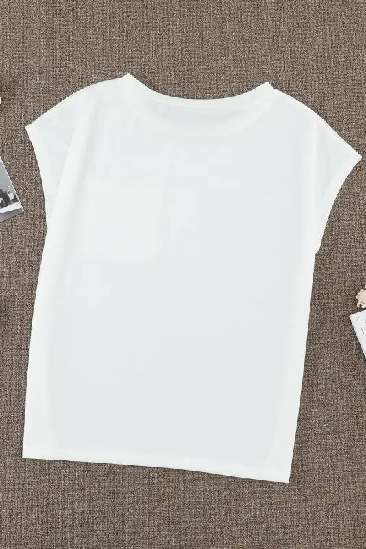 Pocket tee with side slits - t-shirts