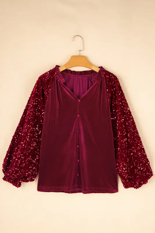 Elegant velvet top with sequin sleeves | shop