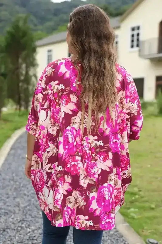 Back view of Red Floral Short Sleeve Plus Size Blouse showing shift silhouette and short sleeve construction — Fashionfitz
