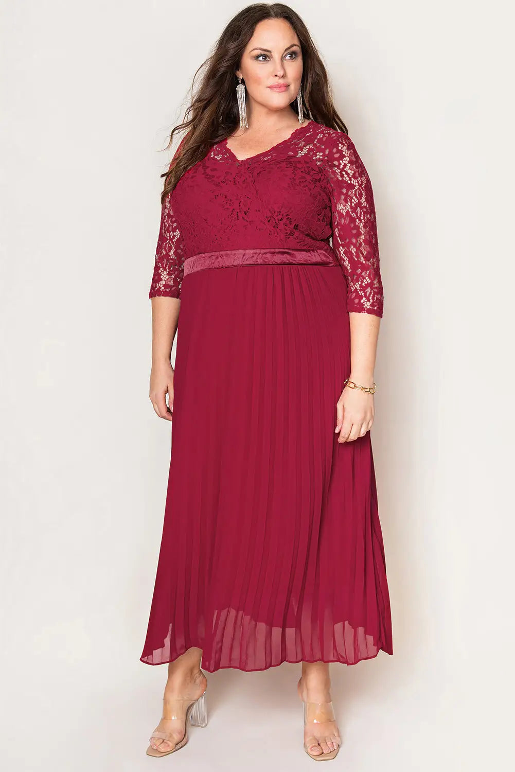 Red lace scalloped v neck 3/4 sleeves pleated tulle plus maxi dress - size