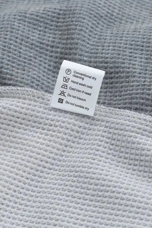 Red Wild Leopard Contrast Sleeve Colorblock Waffle Knit Top - Fashionfitz