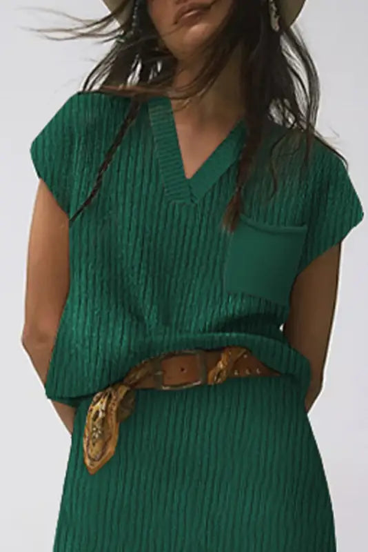 Blackish green chest pocket v neck ribbed cap sleeve sweater - l / 50% viscose + 28% polyester + 22% polyamide