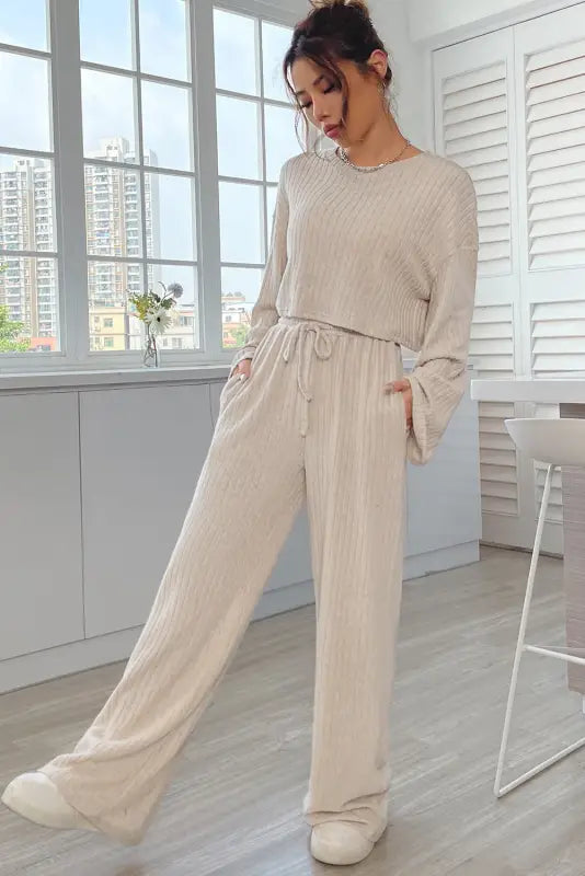 Ribbed knit slouchy two-piece outfit - women’s lounge sets