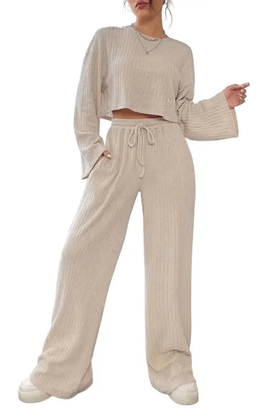 Ribbed knit slouchy two-piece outfit - women’s lounge sets