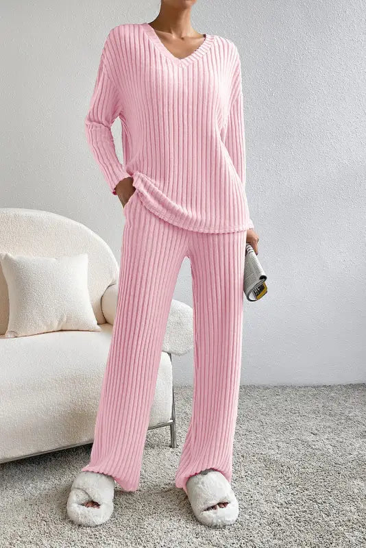 Ribbed knit slouchy two-piece outfit - women’s lounge sets