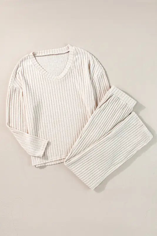 Ribbed knit slouchy two-piece outfit - women’s lounge sets