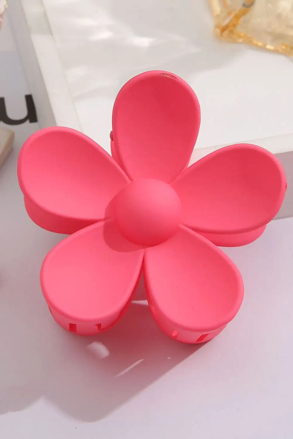 Rose flower hair claw clip - one size / plastic - clips