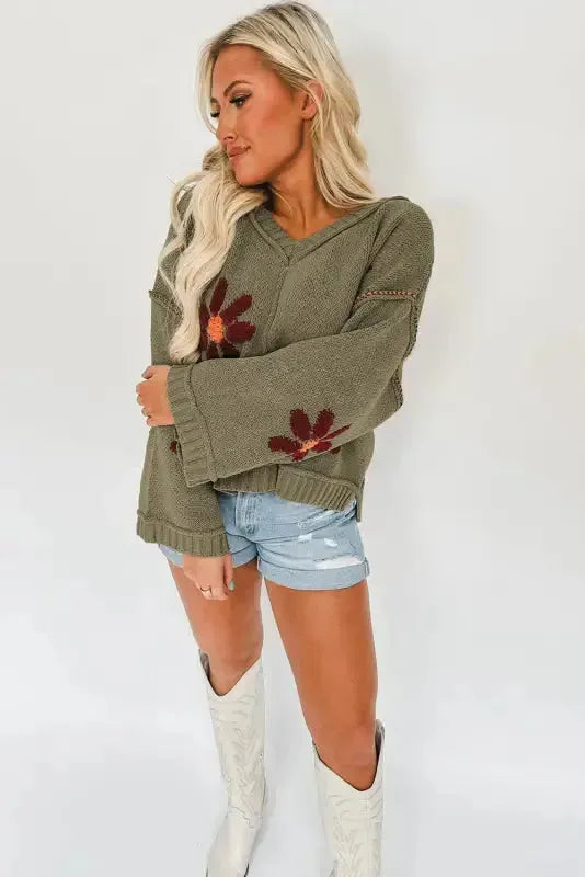 Sage Green Flower Knit Ribbed Trim V Neck Sweater - Fashionfitz