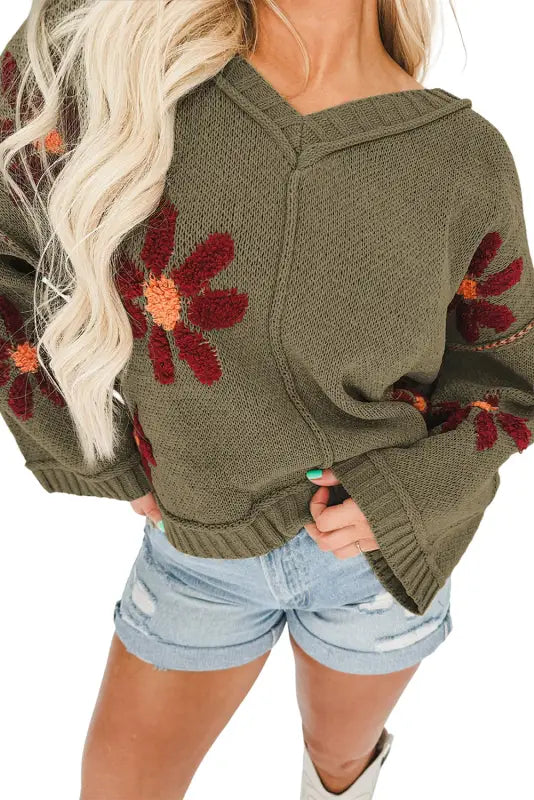 Sage green flower knit ribbed trim v neck sweater - sweaters & cardigans