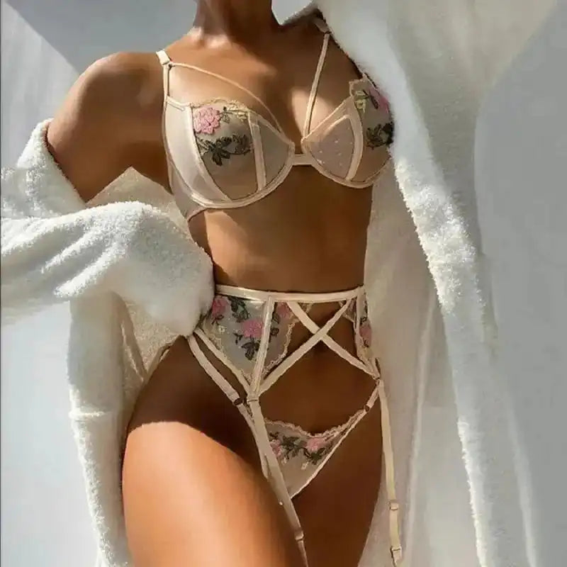 Say My Name - Mesh 3-Pieces Garter Lingerie Set - Fashionfitz