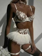 Say Yes Lace Garter Lingerie Set 3-Piece - Fashionfitz