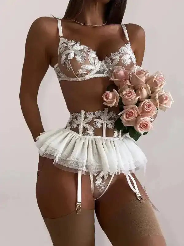 Say Yes Lace Garter Lingerie Set 3-Piece - Fashionfitz