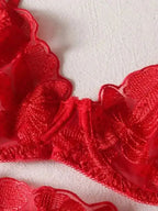 Say Yes Lace Garter Lingerie Set 3-Piece - Fashionfitz