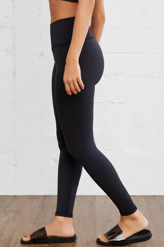 Seamless active leggings - black arched waist