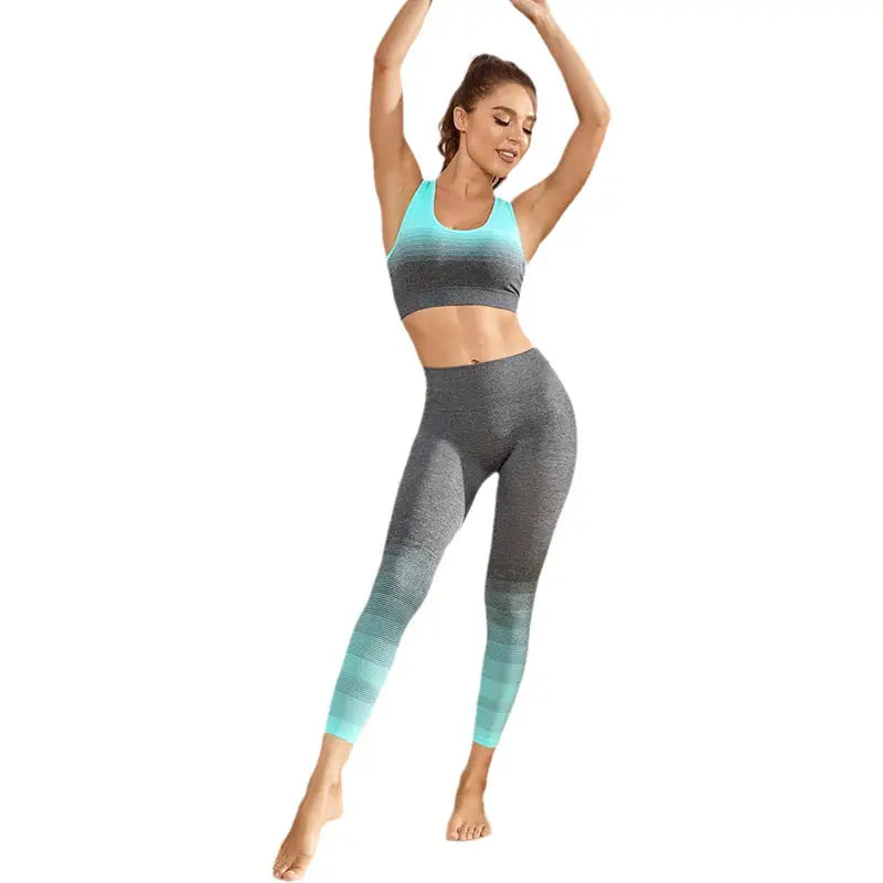 Seamless breathable moisture wicking bra yoga set - pale green / s - activewear leggings sets
