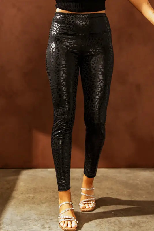 Shiny leopard textured leggings - black