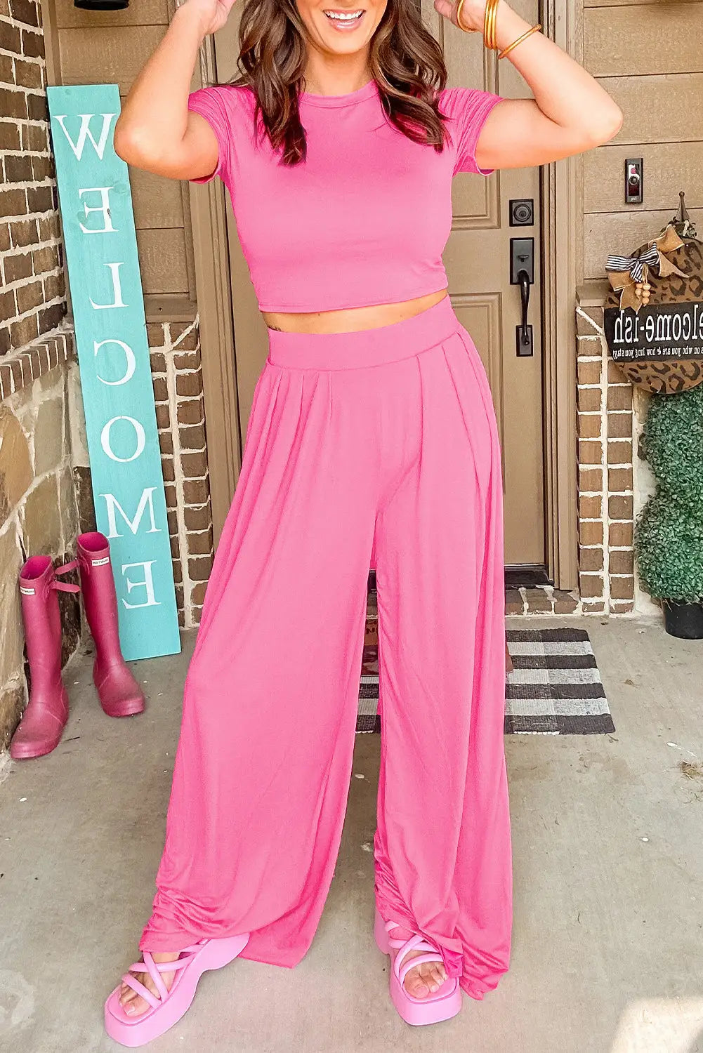 Slim fit crop top and pleated wide leg pants set - strawberry pink / l / 65% polyester + 30% viscose + 5% elastane