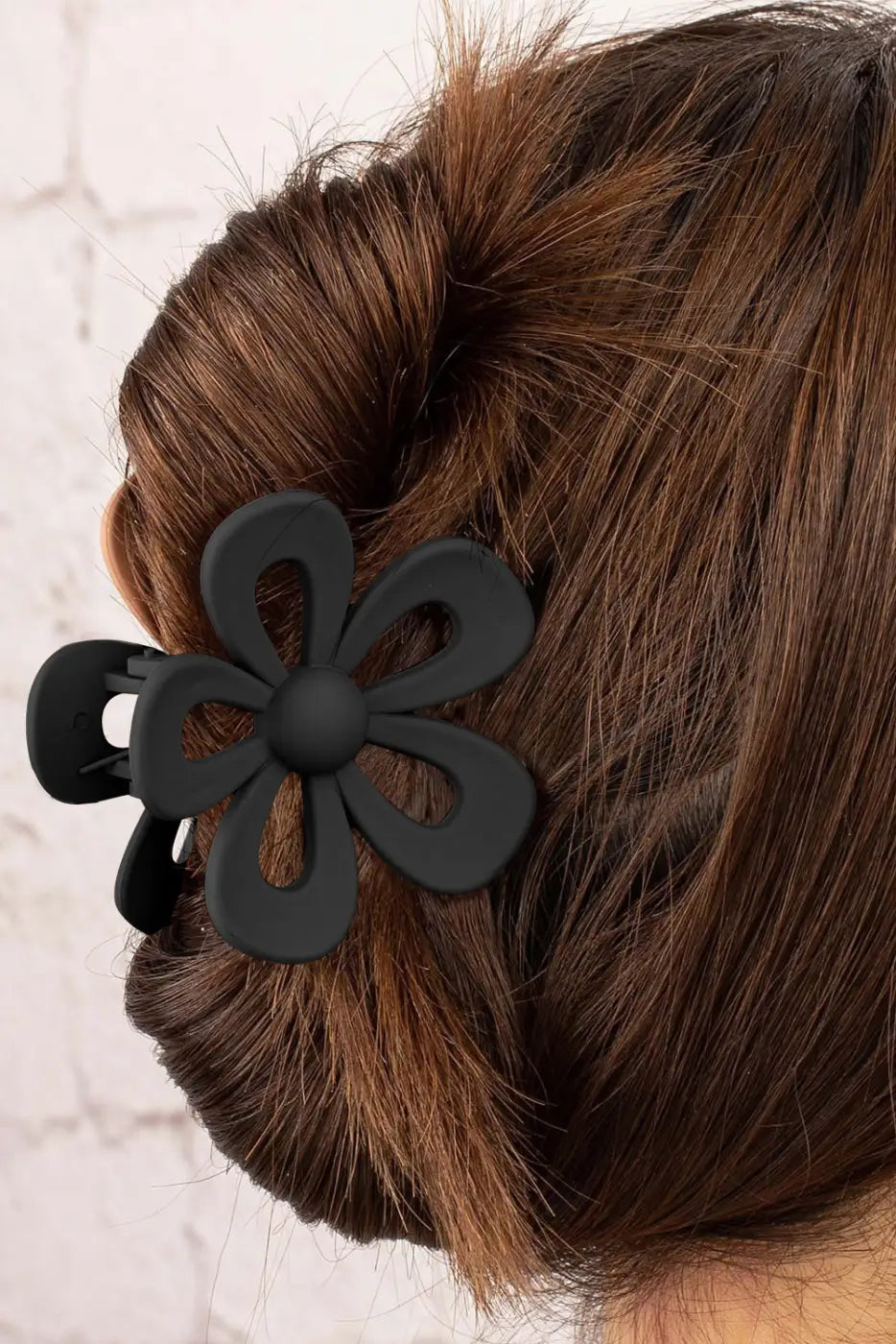 Sweet flower claw clip - black / one size / 100% abs - hair clips