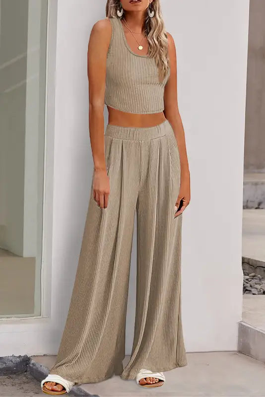 Textured pants outfit - crop top and wide leg