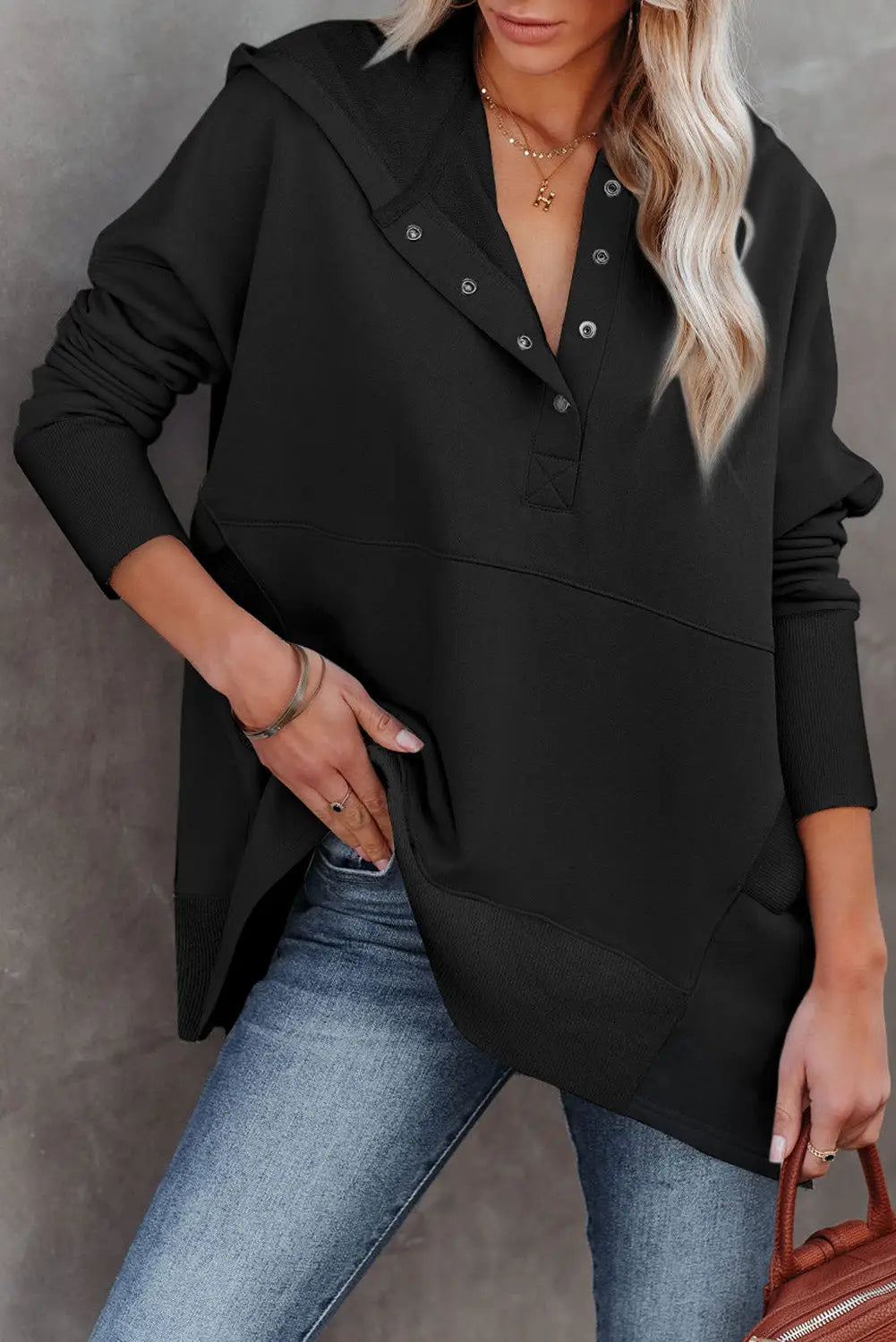 Turquoise batwing sleeve pocketed henley hoodie - black / s