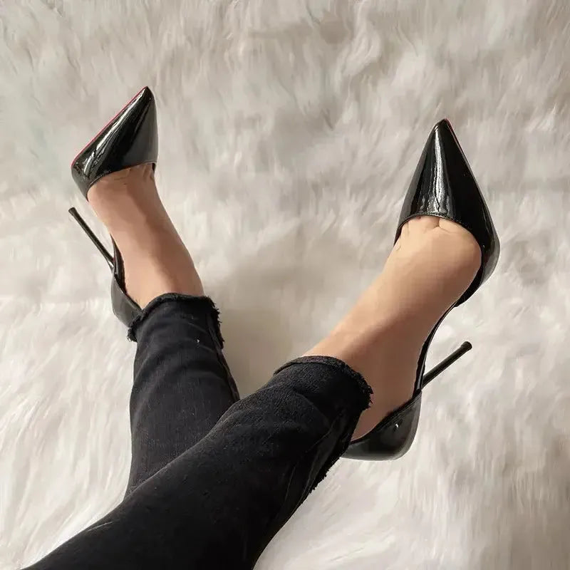 Close-up of 12cm pin stiletto heel construction on black pumps Fashionfitz UK